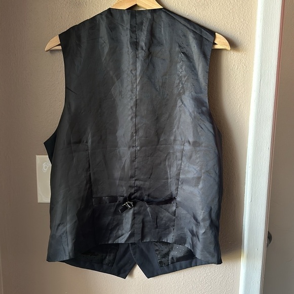 21 MEN Black Vest - Picture 6 of 6